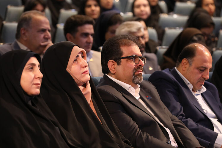 آیین امضای تعهدنامه «مهربانو، سفیران انرژی» برای ترویج فرهنگ مصرف بهینه گاز