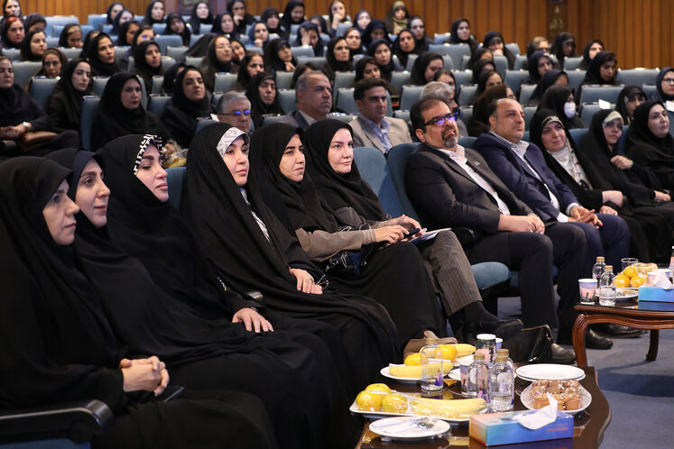 آیین امضای تعهدنامه «مهربانو، سفیران انرژی» برای ترویج فرهنگ مصرف بهینه گاز