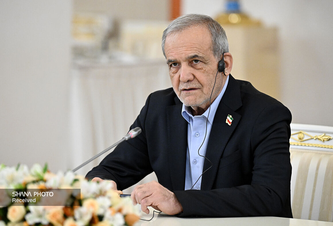 Pezeshkian calls GECF summit "constructive and fruitful" before leaving Russia