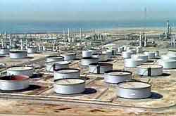 ذخایر اشباع از نفت؛ دلیل اصلی کاهش بهای نفت در بازارهای جهانی