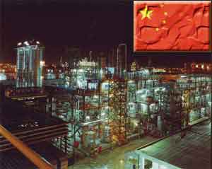  چین برای کاهش هزینه واردات نفت خود در زمینه پالایش  سرمایه گذاری می کند
