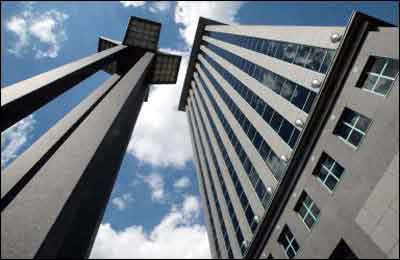 Yukos Sues Four Russian Companies For Takeover Role
