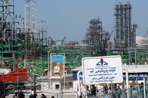 World’s Largest Olefin Unit to Be on Stream in S. Iran by March