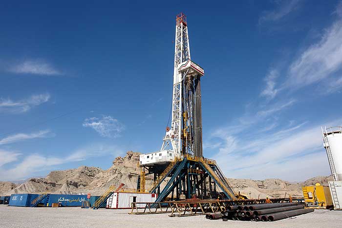 توسعه آزمایشی میدان نفتی کوه موند به زودی نهایی می شود