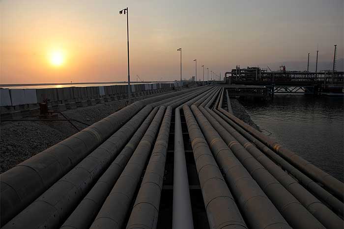 بررسی فرصت های صادراتی ایران در بخش گاز و چشم انداز خطوط لوله
