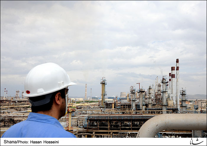تولید روزانه 4.5 میلیون لیتر بنزین و گازوئیل یورو 4 در پالایشگاه اصفهان