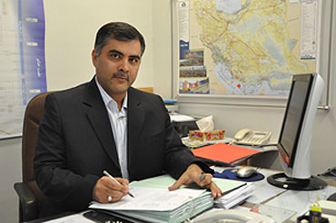 محسن پاک نژاد سرپرست اداره کل نظارت بر صادرات و مبادلات مواد نفتی شد