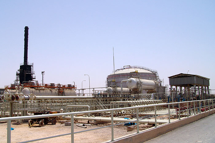 ظرفیت تولید میدان نفتی منصوری به بیش از 100 هزار بشکه افزایش یافت