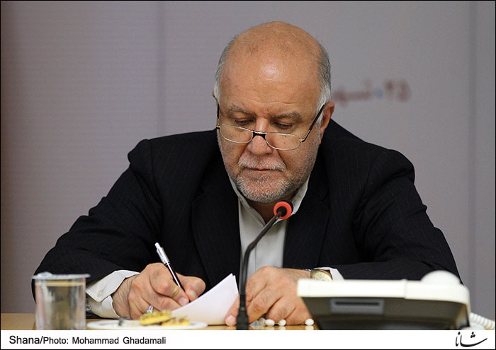 Zanganeh Issues New Orders for Development of South Pars Gas Field