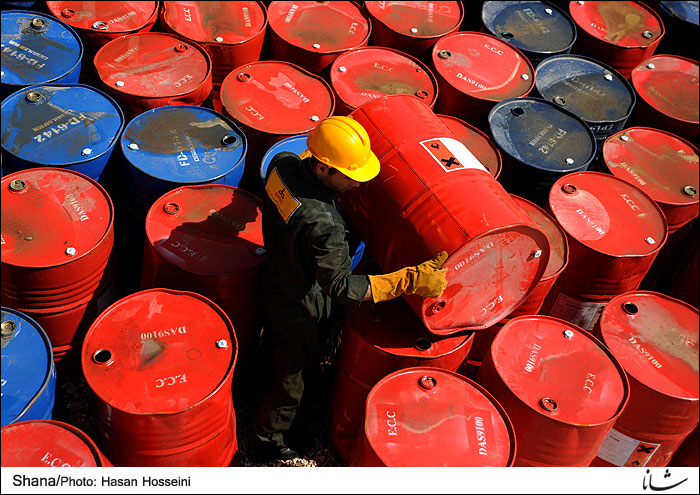 متوسط قیمت نفت ایران بالای 100 دلار است
