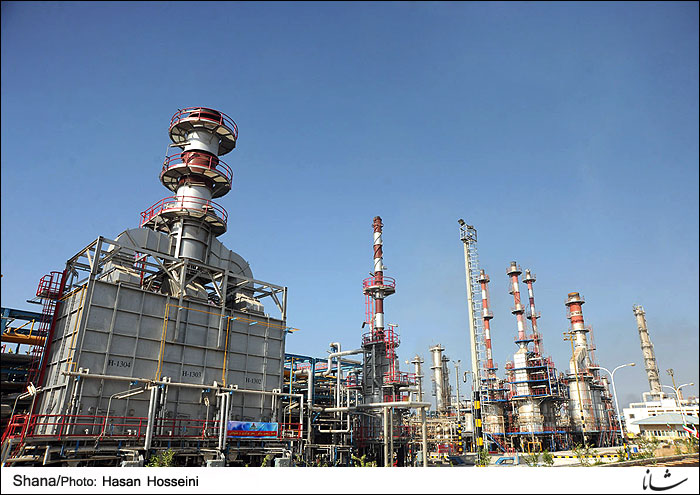 Lavan Oil Refinery Producing More Euro-4 Gasoline