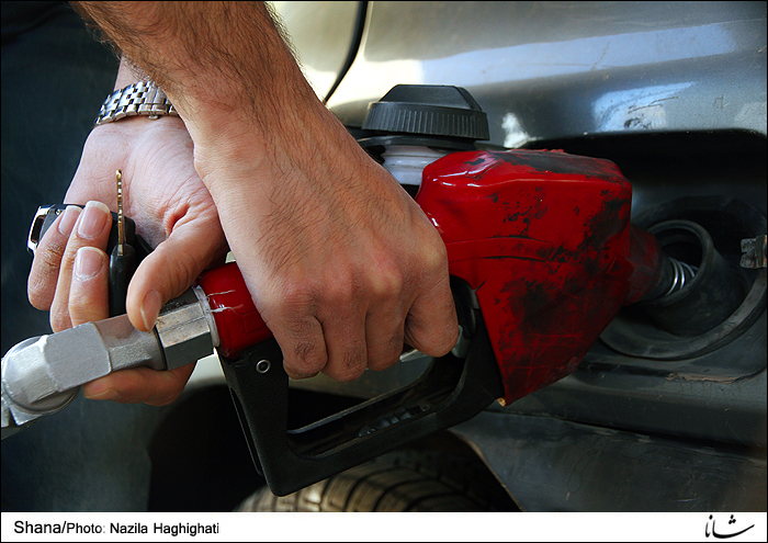 مصرف نزدیک به 100 میلیون لیتر بنزین در تهران