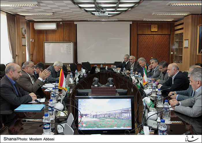 وزیران نفت ایران و عراق با یکدیگر دیدار کردند