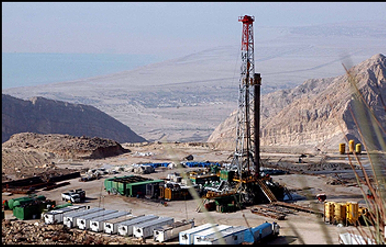 74 روز جلو افتادگی در برنامه های حفر و تکمیل چاههای نفت و گاز