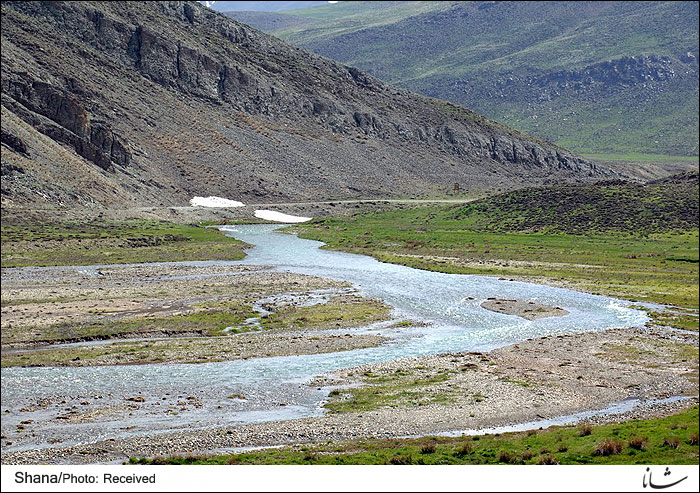 تمرین مقابله با آلودگی رودخانه ها به مواد نفتی در منطقه لرستان