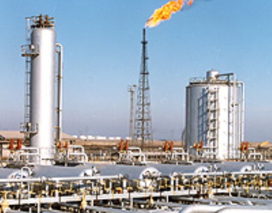 10 کارخانه در شرکت نفت و گاز کارون تعمیرات اساسی شد