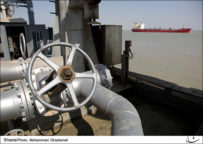 ترانزیت مشتقات نفتی به کشورهای حاشیه خزر از بندر امیرآباد بهشهر