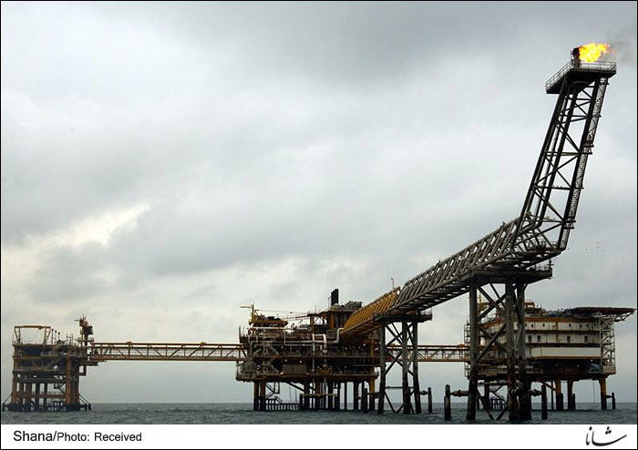 توتال و قطر از میدان الشاهین نفت برداشت می کنند