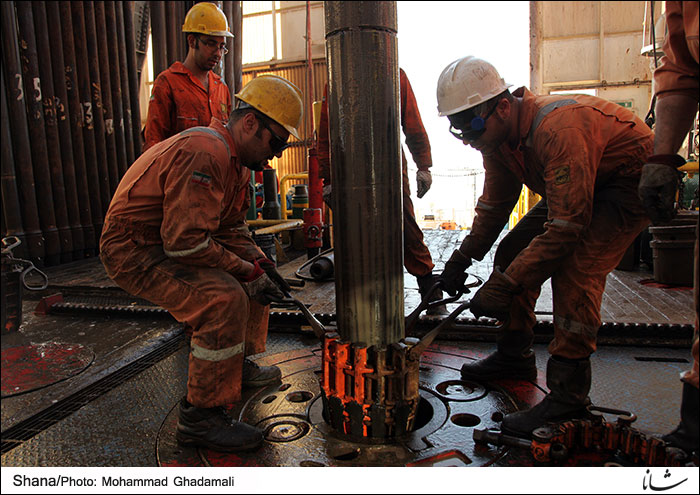 OMV Seeks Re-Development of Cheshmeh-Khosh Oil Field in Iran