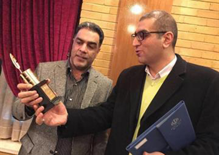 یکی از 10 تندیس چهارمین جشنواره نفت و رسانه به موزه نفت رفت