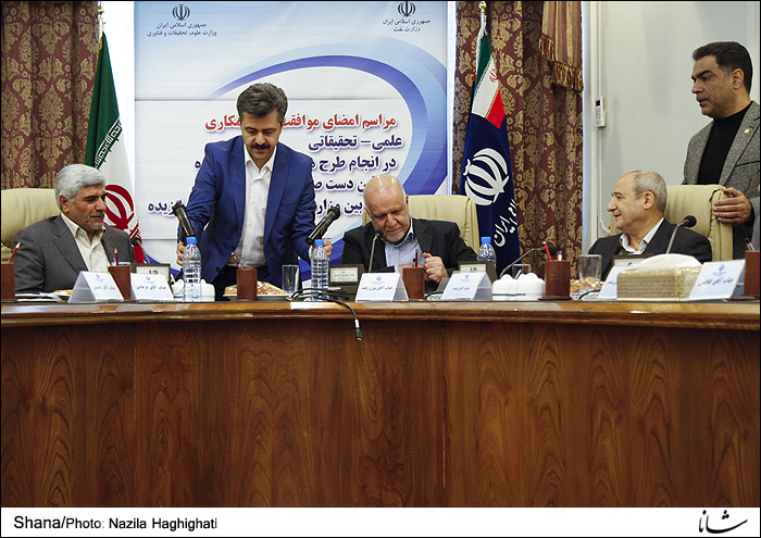 12 موافقتنامه همکاری پژوهشی در حوزه پایین دست صنعت نفت امضا شد