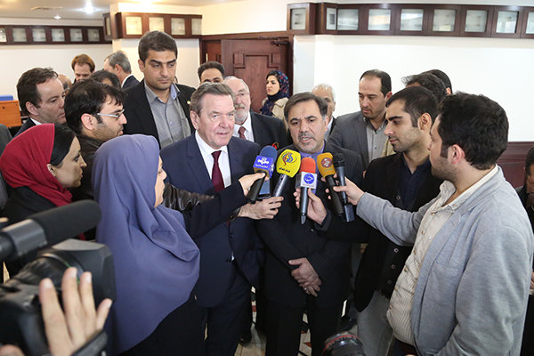 مشارکت آلمان در طرحهای حمل و نقل ایران