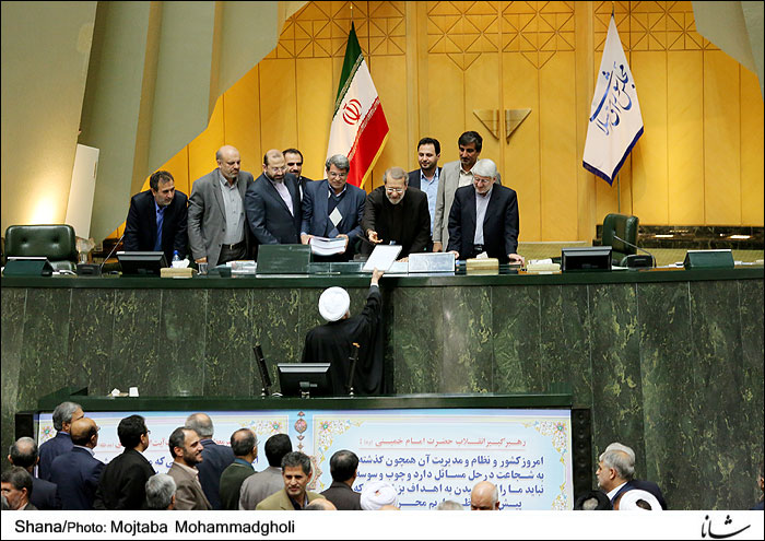 نخستین بودجه پسابرجام تقدیم مجلس شد