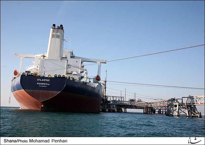 صادرات نفت ایران در ماه ژوئیه اندکی کاهش می یابد