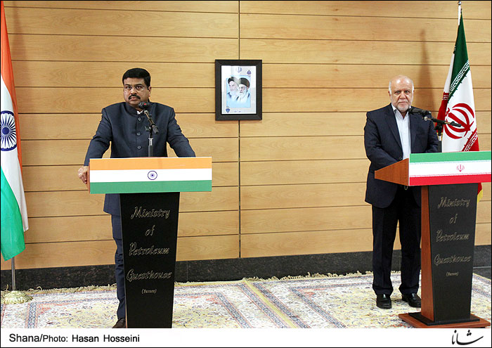 Iran Exporting 350K b/d Oil to India: Zangeneh