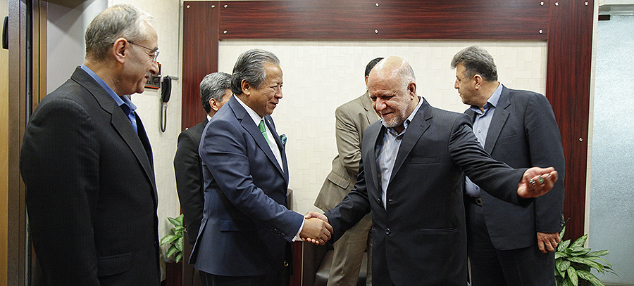 دیدار وزیر امور خارجه مالزی با وزیر نفت ایران