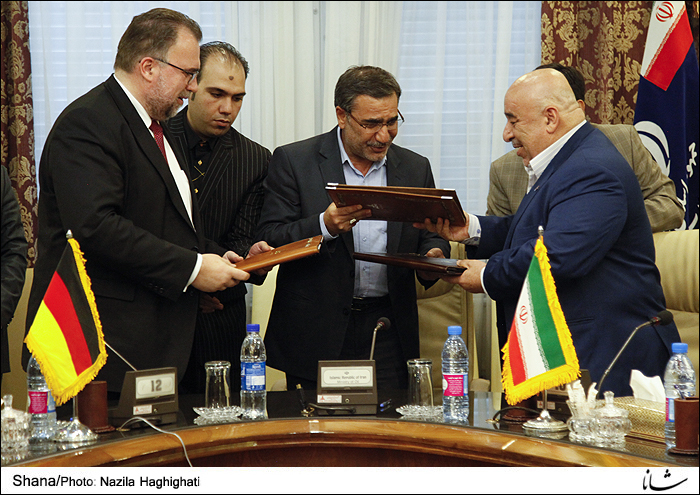 امضای تفاهمنامه همکاری سه جانبه میان شرکت ملی گاز، زیمنس و او تی سی