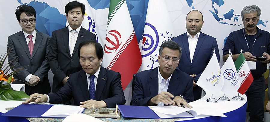 امضای توافقنامه همکاری پژوهشگاه صنعت نفت با کره جنوبی
