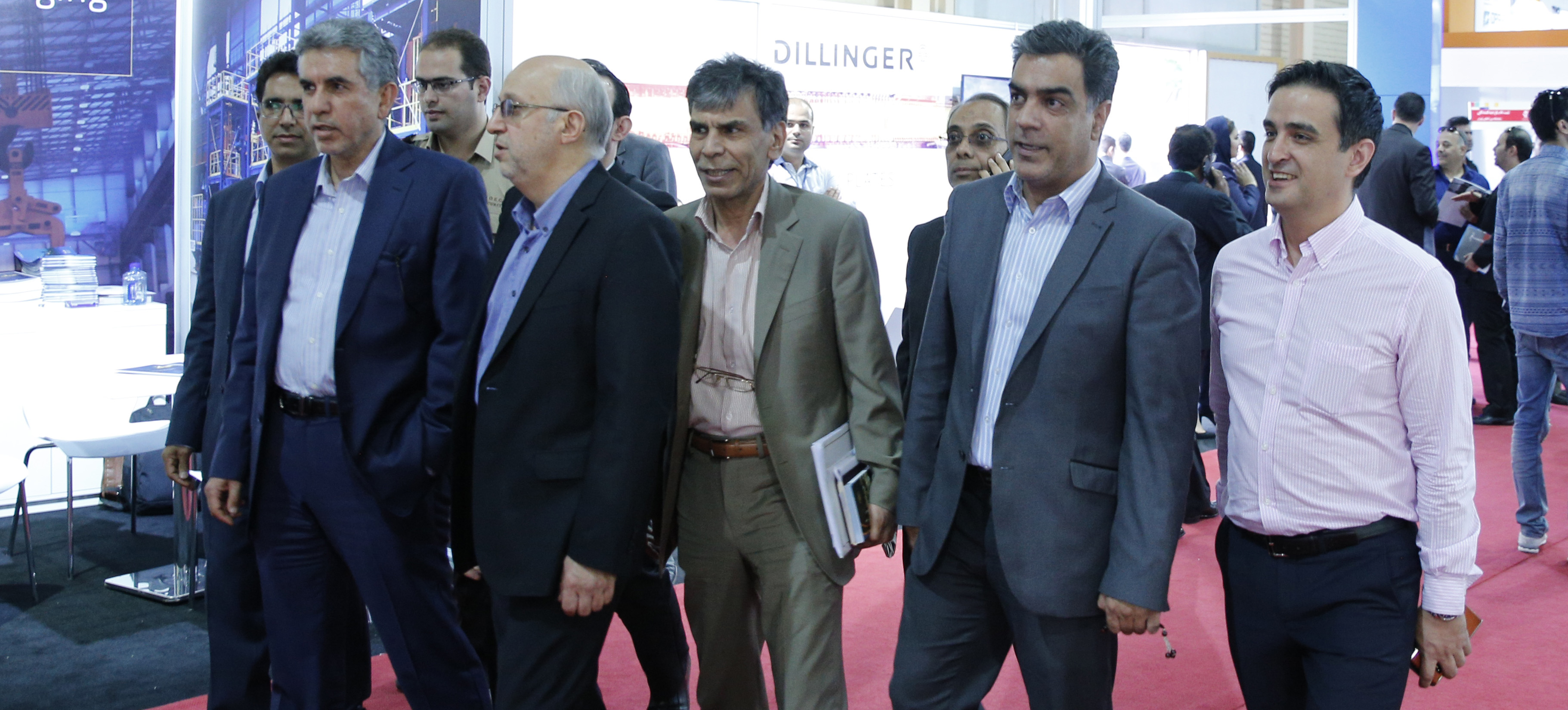 مدیرعامل شرکت ملی نفت ایران از بیست و یکمین نمایشگاه نفت بازدید کرد