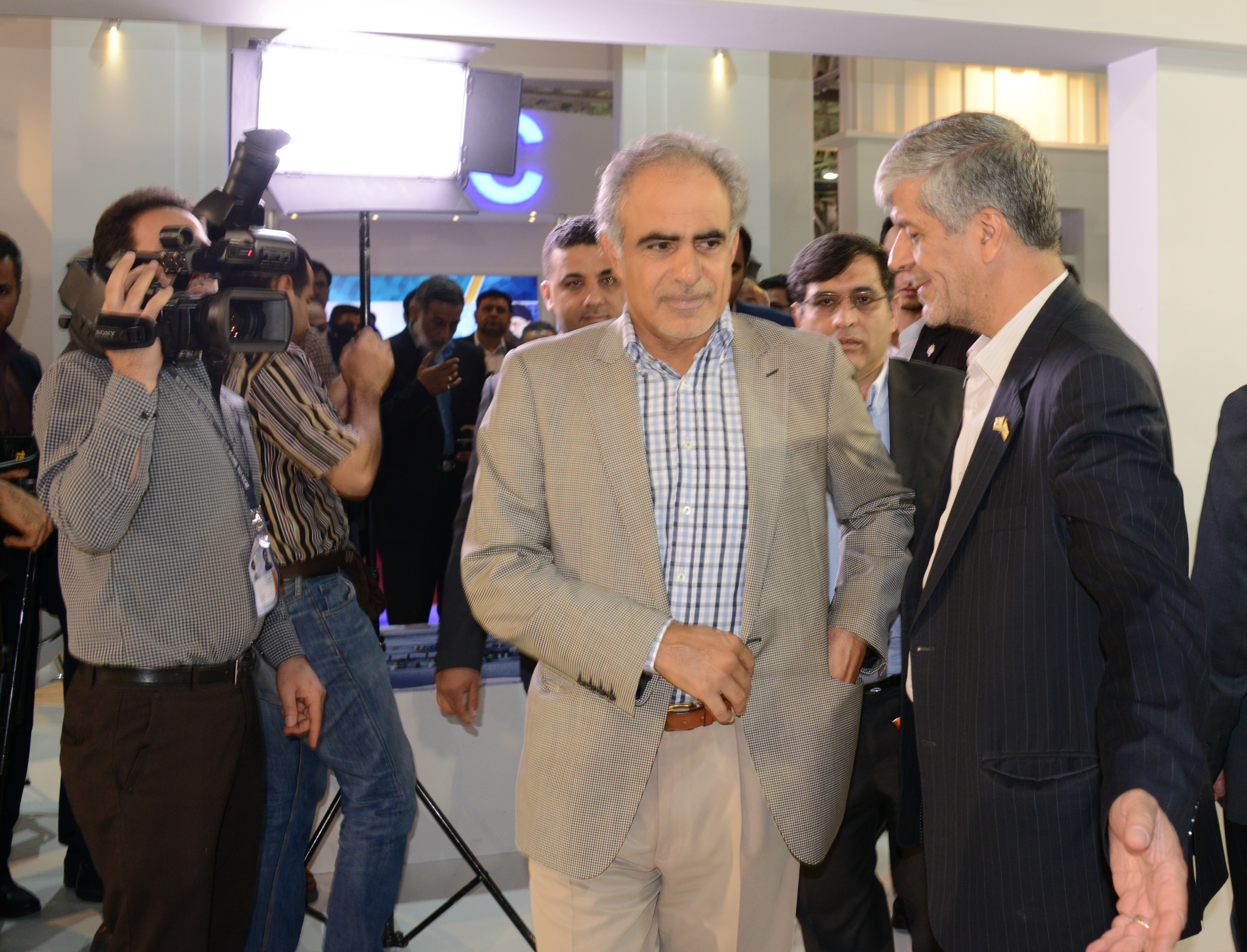 وزیر نفت عمان برای نخستین بار به نمایشگاه نفت ایران آمد