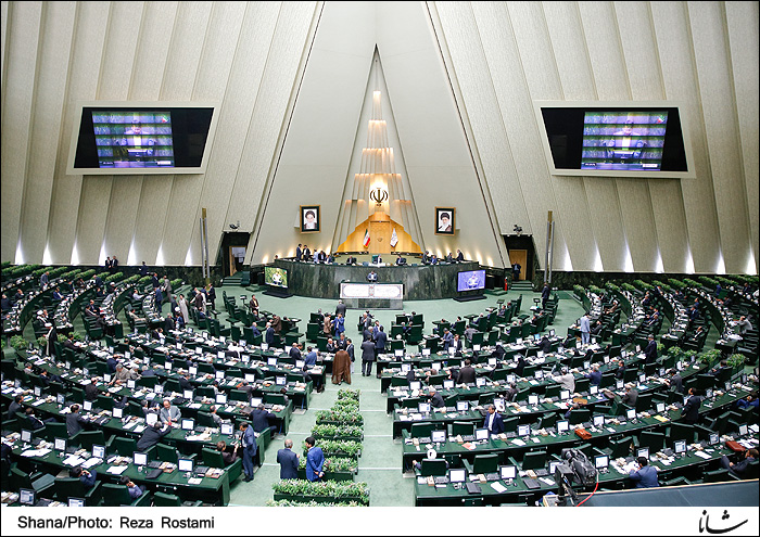 مجلس با عضویت ایران در بانک سرمایه‌گذاری زیرساخت آسیا موافقت کرد