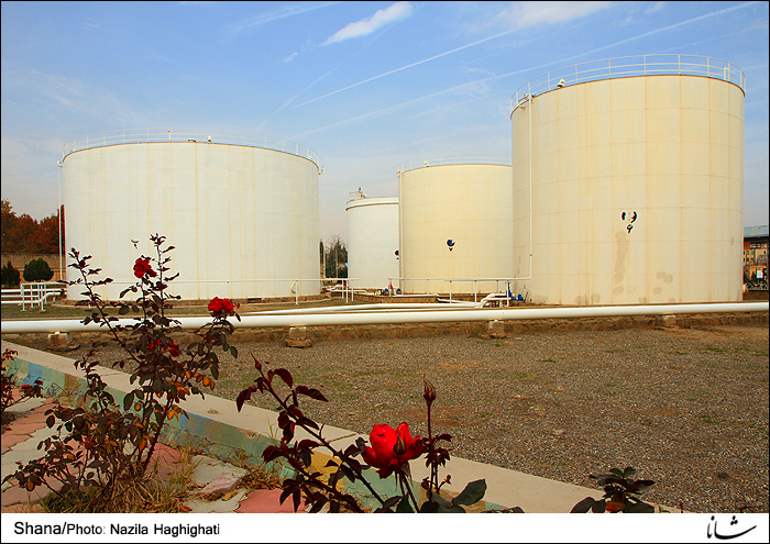 Oil Storage Tanks in Ganaveh Operational by Yearend