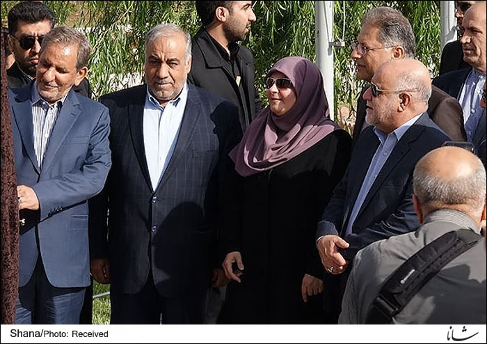 Veep Inaugurates Ammonia, Urea Unit of Shiraz Petchem Facility