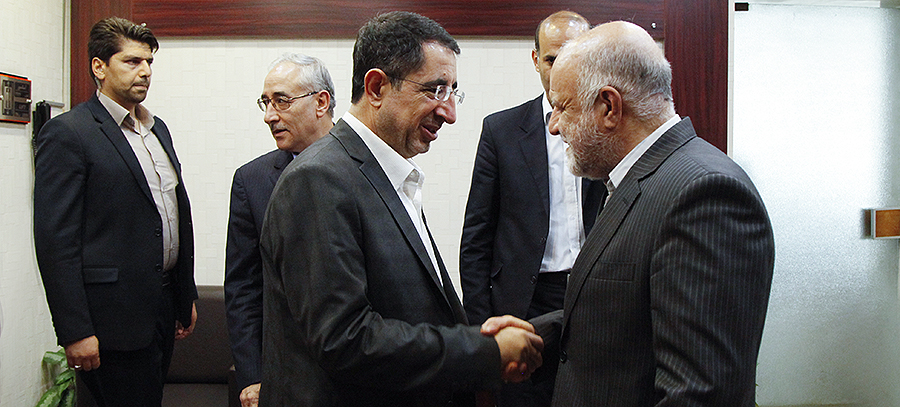 Zangeneh Receives Lebanese Industry Minister in Tehran