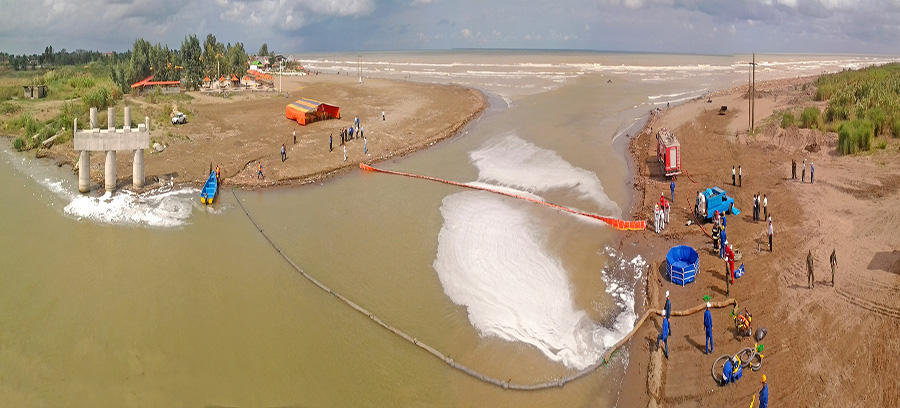 مانور مقابله با آلودگی نفتی در رودخانه تجن