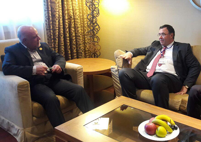 وزیر نفت ایران و مدیرعامل توتال گفت‌و‌گو کردند