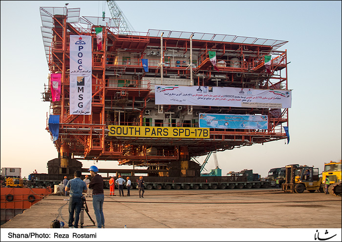 2,600-Ton Platform for South Pars Phase 20 Loaded