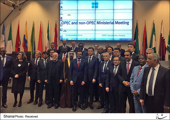اوپک انتظار دارد کشورهای بیشتری به طرح کاهش تولید نفت بپیوندند