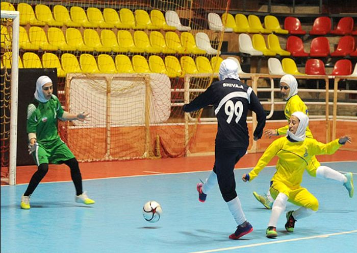 Naft Abadan Futsal Standard-Bearer