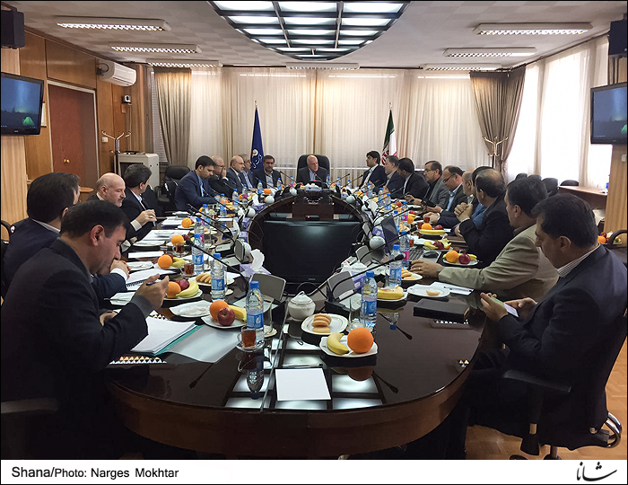 وزیر نفت با مجمع نمایندگان استان مازندران و گلستان دیدار کرد