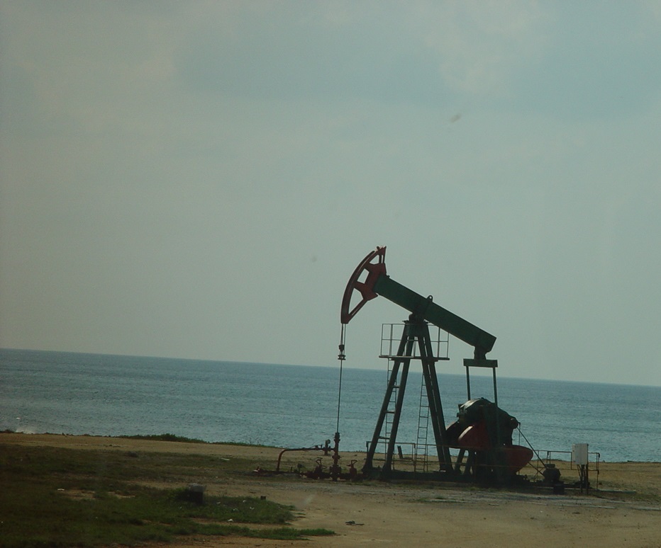 تصویب واگذاری نفت شمال به استاندارد اویل