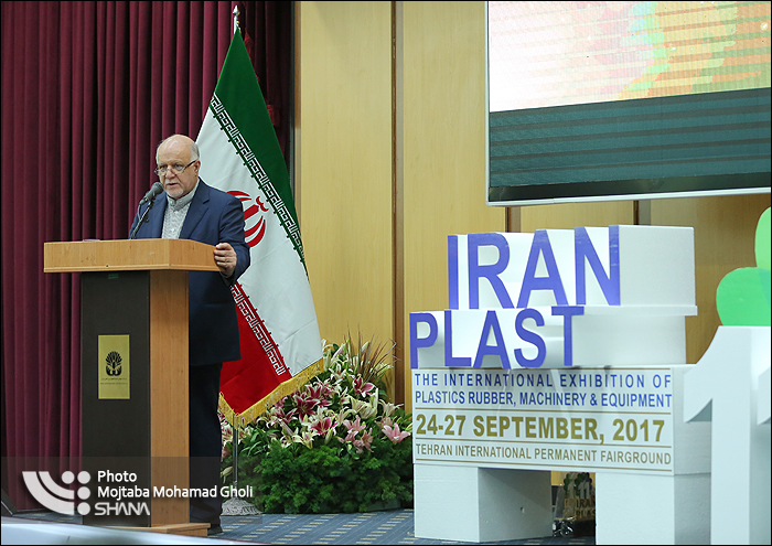 Iran to Launch 3 Major Petchem Projects by March 2018: Zangeneh