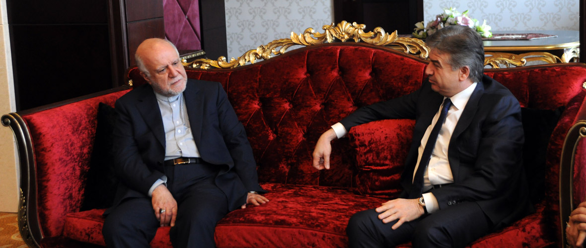 Zangeneh Hosts Meeting with Armenian Prime Minister
