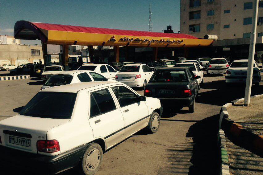 مصرف بنزین در منطقه کرمان پس از وقوع زلزله ۷۵ درصد افزایش یافت