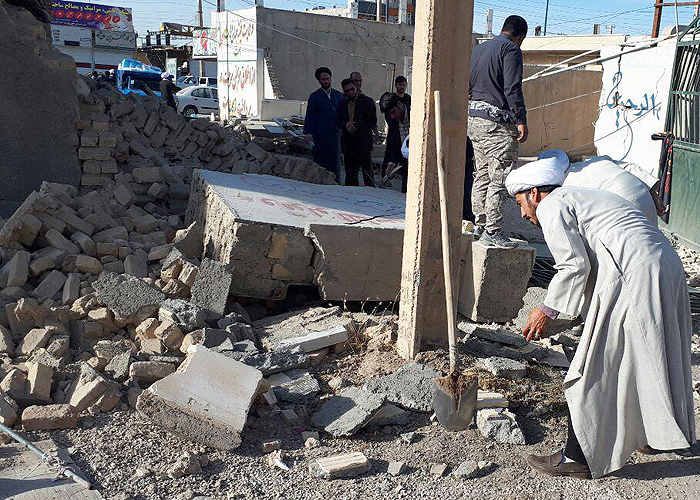 اعزام نخستین گروه از روحانیون صنعت نفت به مناطق زلزله زده