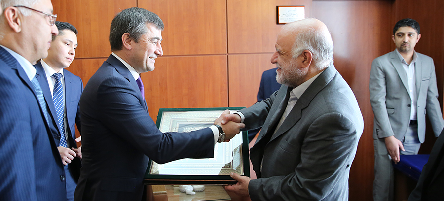 Zangeneh Hosts Meeting with visiting Uzbek Official